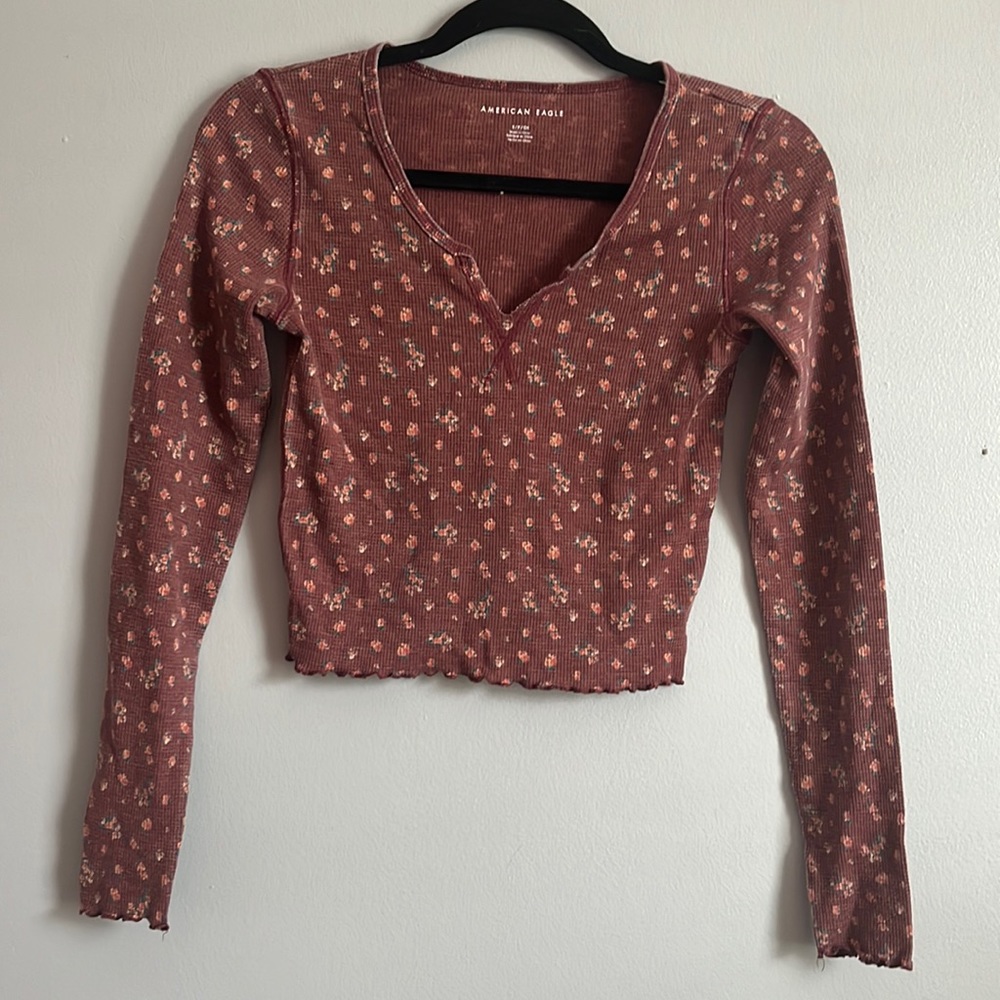 American Eagle Cropped Long Sleeve